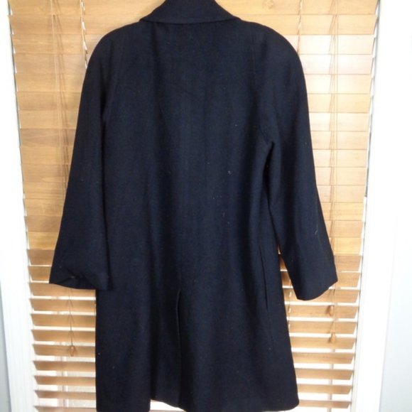 St. John by Marie Gray black coat size medium - Picture 3 of 3